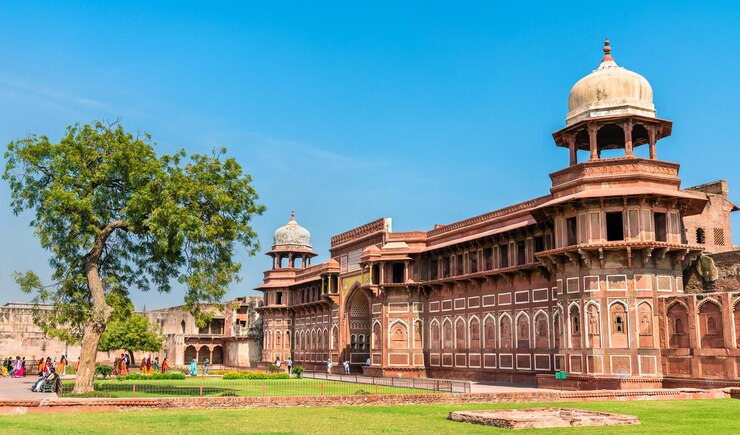 Jahangiri mahal palace agra fort